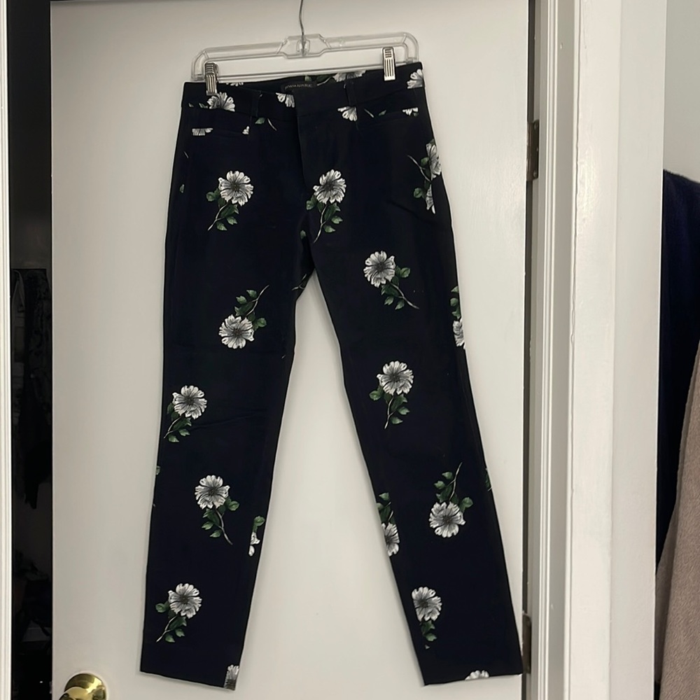 BananaRepublic black flowered pants. Slight stretch, very comfy, no flaws. Sz 4